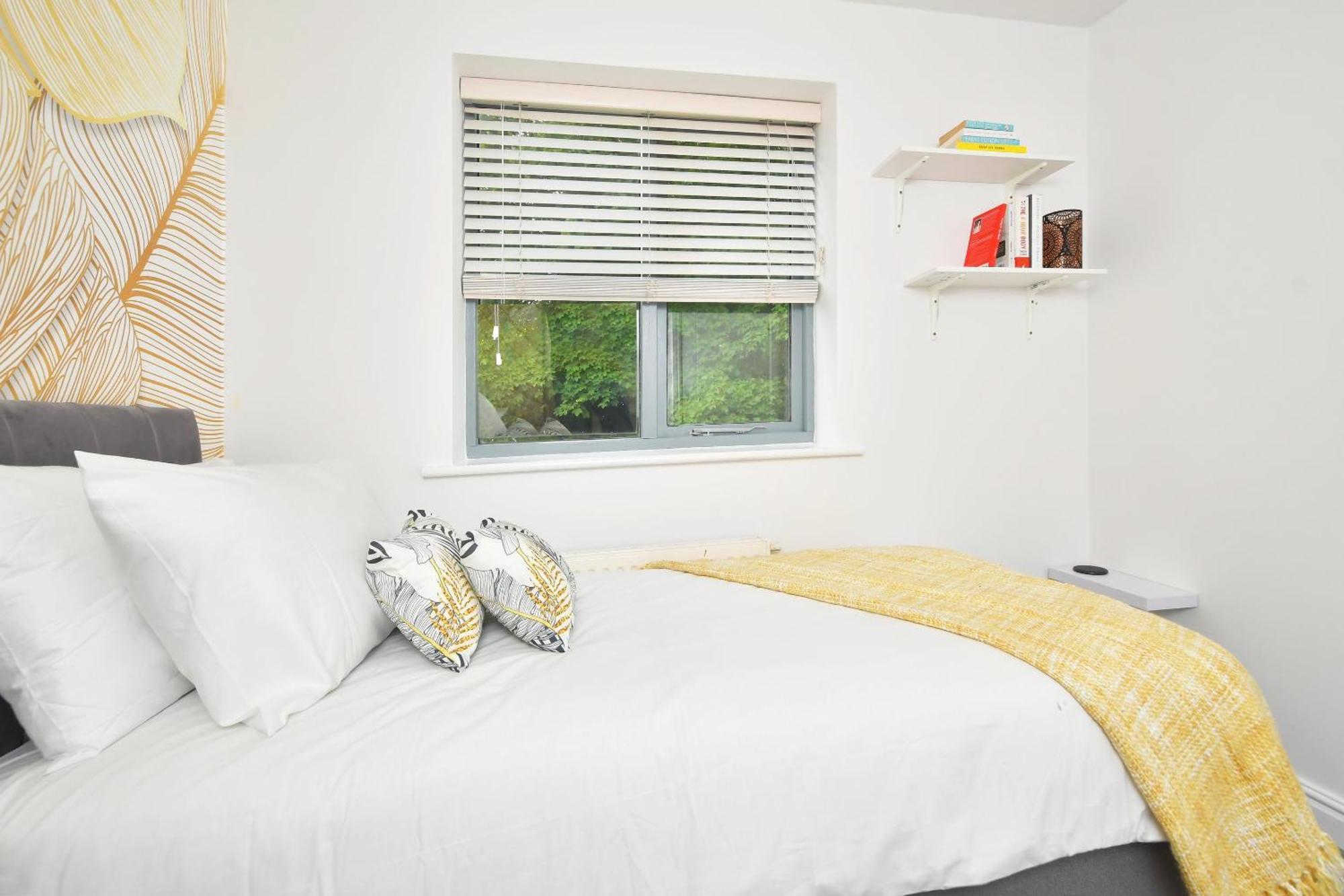 Townhouse @ Aboyne Close برمنغهام المظهر الخارجي الصورة
