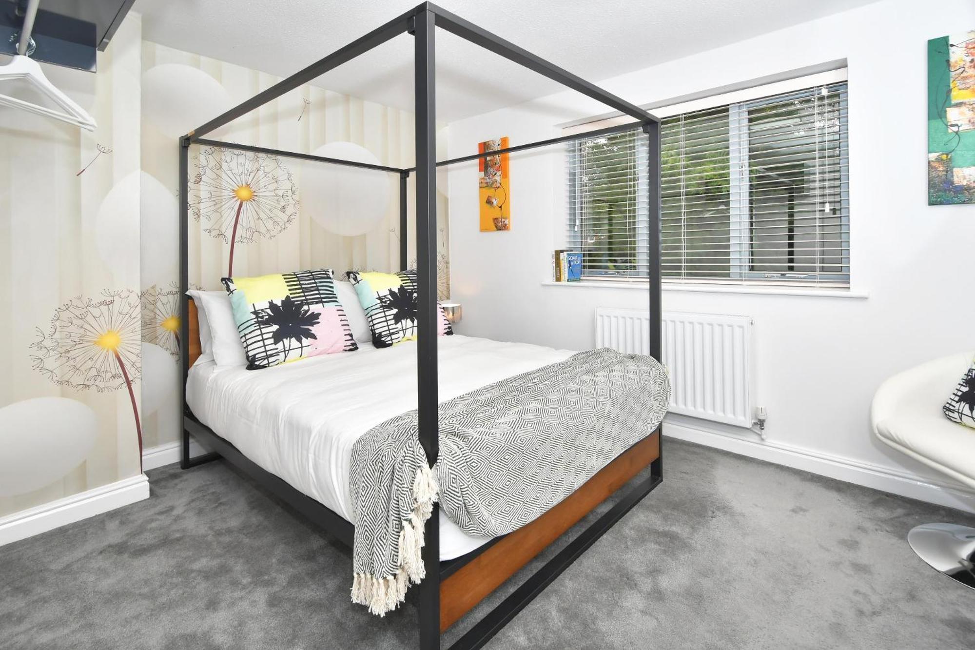 Townhouse @ Aboyne Close برمنغهام المظهر الخارجي الصورة