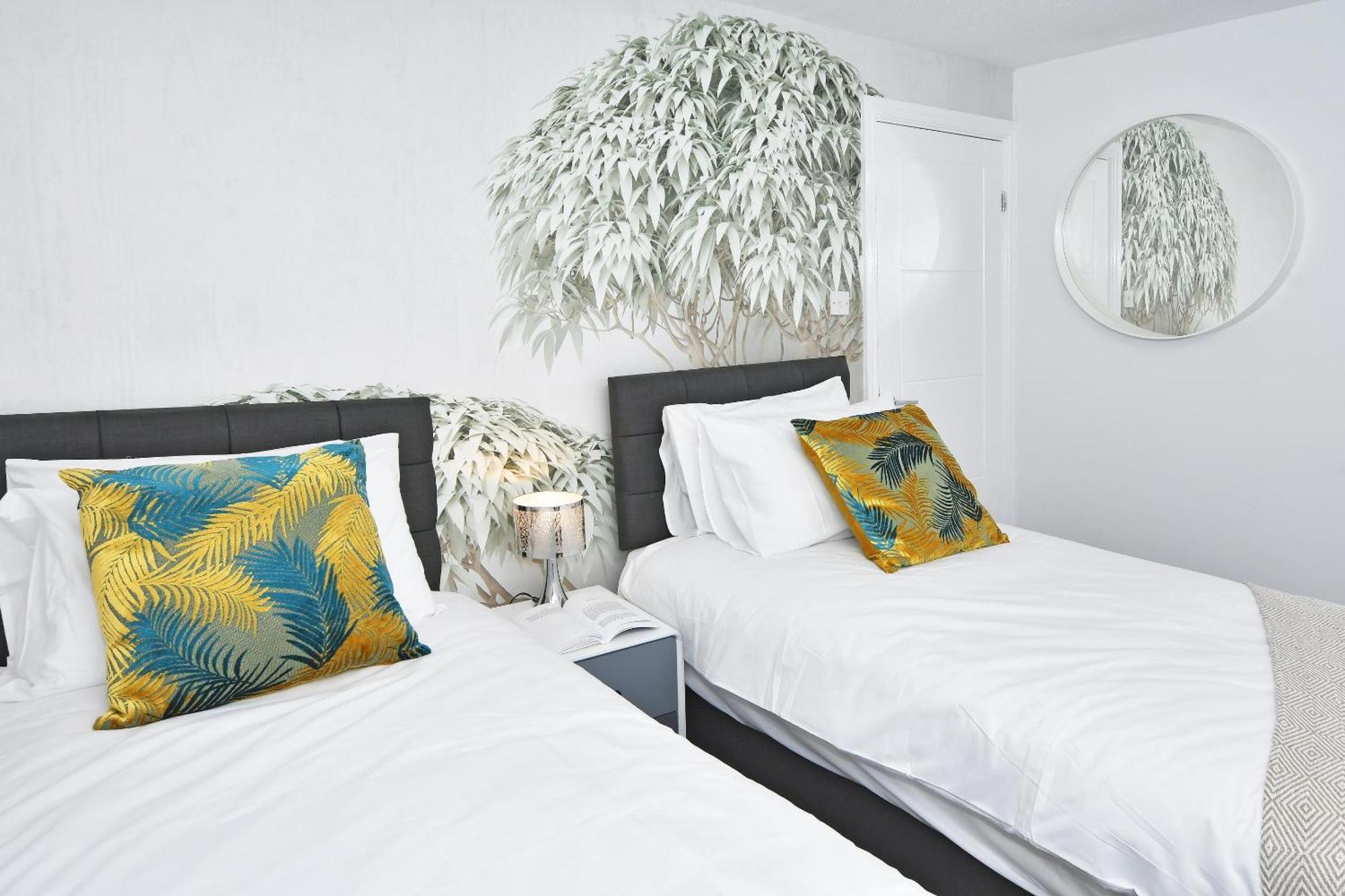 Townhouse @ Aboyne Close برمنغهام المظهر الخارجي الصورة